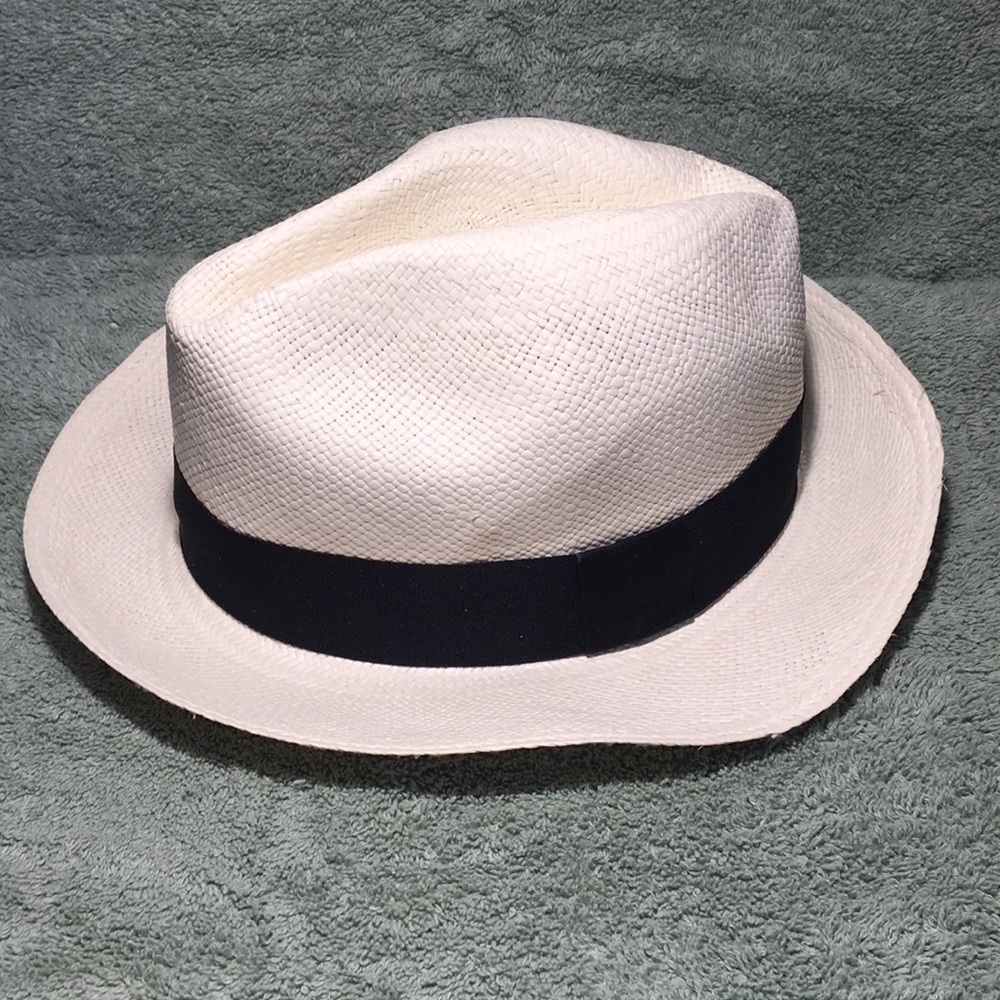Montecristi Genuine Panama hat size 55 2 1/4 brim